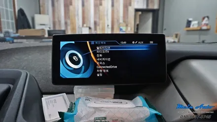BMW i3(I01) 유무선 겸용 애플 카플레이 & 안드로이드 오토, 국산 후방카메라, 아이나비 Z9000 설치