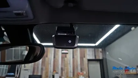 BMW X1(F48) 고장난 순정 블랙박스 제거 아이나비 Z9500 설치 / 경남 창원
