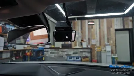 BMW 2시리즈(F44) 순정 블랙박스 제거 아이나비 Z9900 설치 / 경남 창원