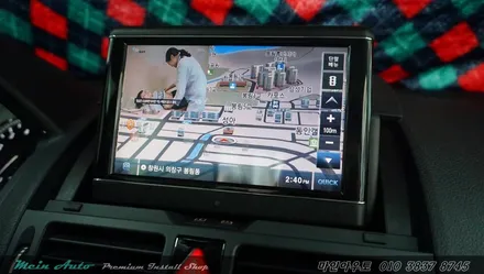 지니 넥스트 V4를 탑재한 아이머큐리 CSS3 Light G 벤츠 C클래스 장착 / 경남 창원 마산 수입차 터치 네비 매립 / 경남 창원