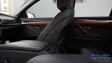 BMW 520d(F10) 편의와 감성 업그레이드 조수석 워크인과 앰비언트 라이트 장착 / 경남 창원