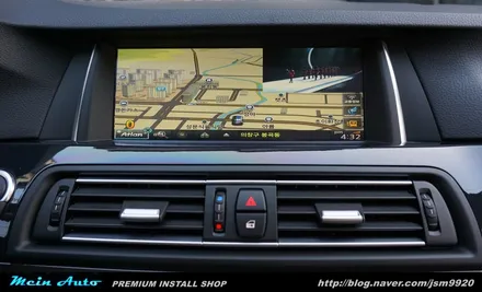 BMW 520d(F10) 아틀란 3D 터치 네비게이션 장착 / 경남 창원