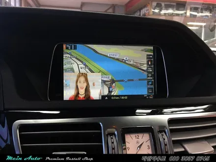 벤츠 E클래스(W212) 네비게이션은 아틀란 3D 터치 매립으로 해결하세요 / 경남 창원