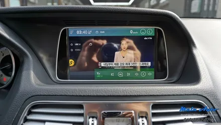 벤츠 E클래스 쿠페(C207) 스마트폰 미러링까지 되는 아틀란 V5 네비게이션 제이와이 커스텀 Z1 프리미엄 장착 / 경남 창원