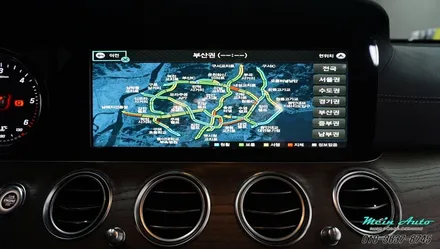 벤츠 E클래스(W213) E220d 아틀란 3D 터치 네비게이션 / 경남 창원