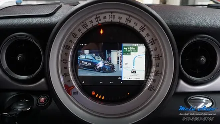 2012년 미니 쿠퍼(R56) 안드로이드 네비게이션 M2C-200A 카블릿, PAS 적용 후방카메라 / 경남 창원