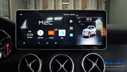 벤츠 GLA220(X156) 국산 12.3인치 모니터와 M2C-200A 카블릿 / 경남 창원