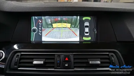 BMW 5시리즈(F10) 528i 안드로이드 셋탑 M2C-200A 카블릿 + 순정 HUD 연동 / 경남 창원