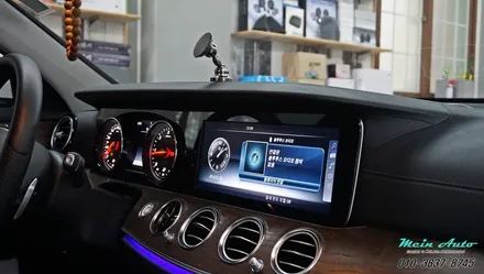 벤츠 E클래스(W213) E220d 아틀란 3D 터치 네비게이션 / 경남 창원
