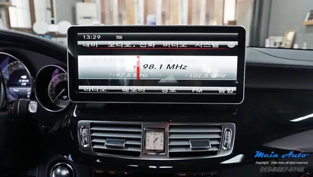 2014년 벤츠 CLS350(W218) 국산 12.3인치 모니터와 안드로이드 네비게이션 M2C-200A Plus / 경남 창원