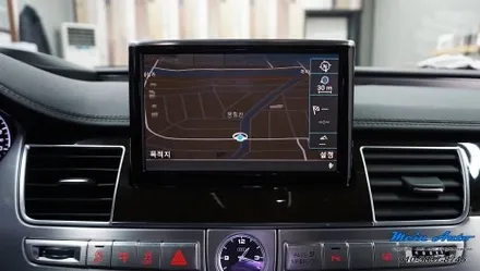 2015년 아우디 A8(D4) 유무선 애플 카플레이 & 안드로이드 오토, 아이나비 Z8000 블랙박스 / 경남 창원