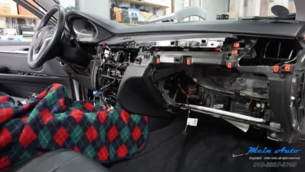 BMW X5(F15) 안드로이드 네비게이션 M2C-200A 카블릿 설치