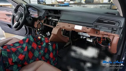 BMW 5시리즈(F10) 티맵, 카카오 내비 사용 무선 애플 카플레이 & 무선 안드로이드 오토 설치 / 경남 창원