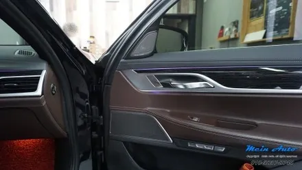 BMW 7시리즈(G12) 바워스 앤 윌킨스 앰비언트 스피커 커버, 크리스탈 기어봉 3종 세트, 최신형 D컷 M핸들 설치 / 경남 창원