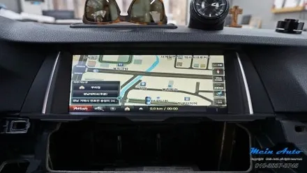 BMW 5시리즈(F10) 12.3인치 안드로이드 올인원 설치 / 경남 창원