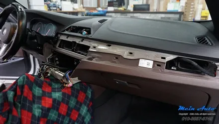 BMW 5시리즈(G30) 무선 안드로이드 오토 사용을 위한 모듈 설치 / 경남 창원
