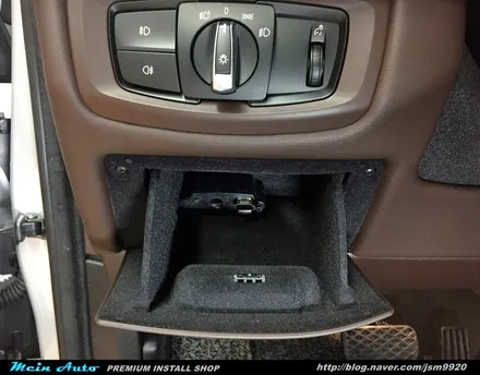 BMW X5(F15) 네비게이션은 아틀란 3D 터치 네비게이션으로 해결하세요 / 경남 창원