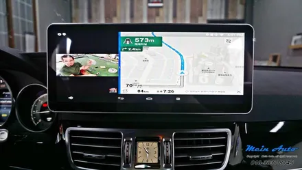 2014년 벤츠 E클래스(W212) 12.3인치 모니터와 안드로이드 네비게이션 M2C-200A / 경남 창원