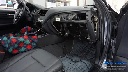 BMW 118d(F20) 아틀란 V5, HD DMB, 스마트폰 미러링까지 다되는 제이와이 커스텀 JY-Z1 프리미엄 네비게이션 장착 / 경남 창원
