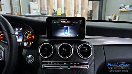 벤츠 C클래스(W205) C220d 12.3인치 와이드 모니터 교체와 안드로이드 셋탑 M2C 카블릿 장착 / 경남 창원
