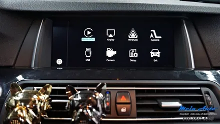 BMW 5시리즈(F10) 520d 고화질 애플 카플레이 & 안드로이드 오토 시공 / 경남 창원
