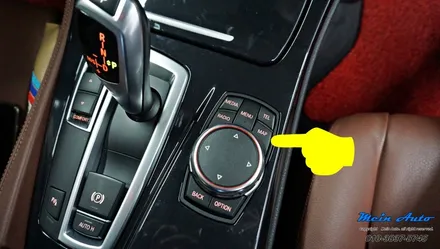 BMW 5시리즈(F10) 안드로이드 셋탑 M2C-200A 시공, 순정 헤드 업 디스플레이(HUD) 연동 / 경남 창원
