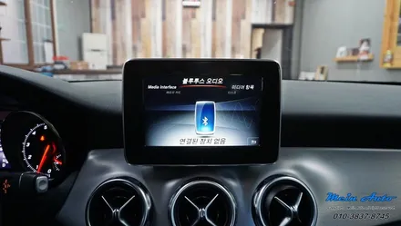 2018 벤츠 X156 GLA220 국산 12.3인치 모니터, 안드로이드 네비게이션 M2C-200A 셋탑 / 경남 창원