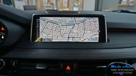 BMW X5(F15) 티맵, 카카오 내비, 네이버 지도 사용을 위한 애플 카플레이 & 안드로이드 오토 설치, 센터 스피커 교체
