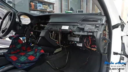 BMW 5시리즈(F10) 티맵, 카카오 내비 사용을 위한 유무선 겸용 애플 카플레이 & 안드로이드 오토 설치