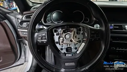 BMW 7시리즈(F01, F02) M 핸들 교체 튜닝과 패들 시프트, 핸들 열선 활성화 / 경남 창원