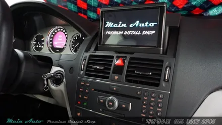 지니 넥스트 V4를 탑재한 아이머큐리 CSS3 Light G 벤츠 C클래스 장착 / 경남 창원 마산 수입차 터치 네비 매립 / 경남 창원