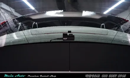벤츠 A45 AMG 블랙박스 아이나비 QXD950View Black과 리튬인산철 보조배터리 에코파워팩 장착 / 경남 창원