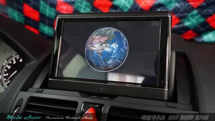 지니 넥스트 V4를 탑재한 아이머큐리 CSS3 Light G 벤츠 C클래스 장착 / 경남 창원 마산 수입차 터치 네비 매립 / 경남 창원