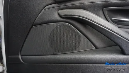 BMW 5시리즈(F10) 528i 프런트, 센터 스피커에 BMW 전용 AVI 스피커 BM-100 시공 / 경남 창원