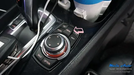 BMW 5GT(F07) 티맵, 카카오 내비 사용을 위한 유무선 안드로이드 오토 & 애플 카플레이 설치