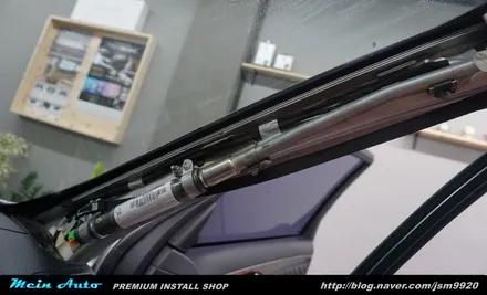 벤츠 E350 (W211) 아틀란 3D 네비 매립과 후방카메라 장착 / 경남 창원