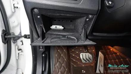 BMW 520d(F10) 아틀란 3D 터치 네비게이션 매립 & 순정 HUD 연동 / 경남 창원 마산 수입차 BMW 터치 네비 매립 전문 / 경남 창원