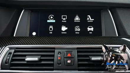 BMW 5GT(F07) 고화질 애플 카플레이와 에코파워팩 S7 보조배터리 시공 / 경남 창원