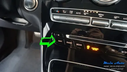 벤츠 GLC250d(X253) 국산 12.3인치 모니터, M2C-200A 플러스 / 경남 창원