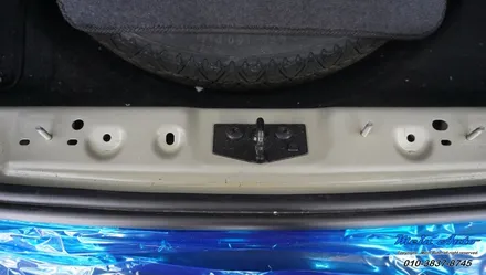 푸조 3008 SUV 전동트렁크 3년 또는 100,000Km 무상 보증되는 스마트 테일게이트 와 모션 풋센서 장착 / 경남 창원