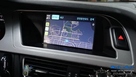 아우디 A4(B8) 애플 카플레이 & 안드로이드 오토, 순정형 후방카메라 시공 / 경남 창원