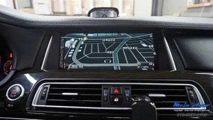 2014년 BMW 7시리즈(F02) 730Ld 차량용 안드로이드 셋탑 M2C-200A 설치, 순정 후석 모니터 연동 / 경남 창원