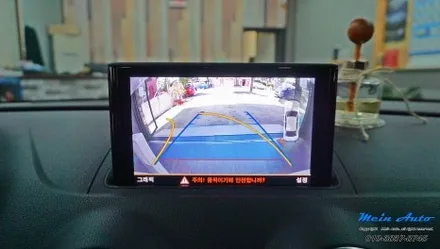 아우디 A3(8V) 주차 가이드라인 PAS,  주차 센서 OPS 연동 순정형 후방카메라 설치