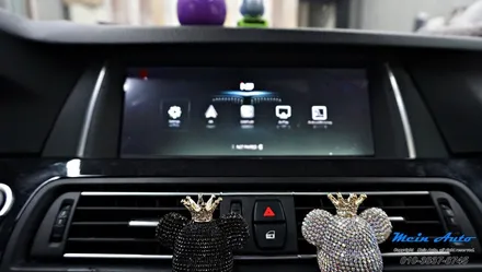 BMW 5시리즈(F10) 모니터 교체형 터치 방식 애플 카플레이 & 안드로이드 오토 설치