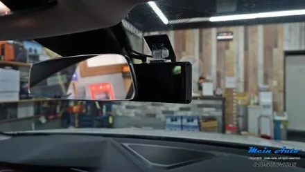 BMW 2시리즈(F44) 순정 블랙박스 제거 아이나비 Z9900 설치 / 경남 창원