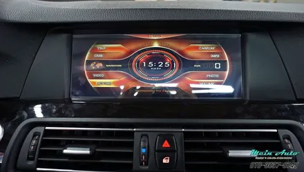 BMW 520d(F10) 아틀란 3D 터치 네비게이션 매립 & 순정 HUD 연동 / 경남 창원 마산 수입차 BMW 터치 네비 매립 전문 / 경남 창원