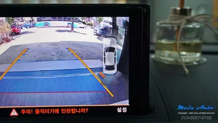아우디 A3(8V) 주차 가이드라인 PAS,  주차 센서 OPS 연동 순정형 후방카메라 설치