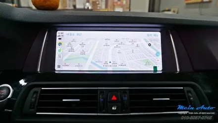 BMW 5시리즈(F10) 애플 카플레이 & 안드로이드 오토 터치 모니터 설치 / 경남 창원