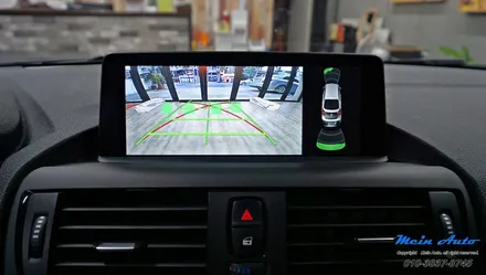 BMW 118d(F20) 주차 가이드라인(PAS), 주차 센서(PDC) 연동 순정형 후방카메라 장착 / 경남 창원
