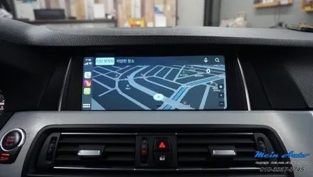 BMW 5시리즈(F10) T맵, 카카오 내비 사용 멜론, 유튜브 음악 감상 유무선 애플 카플레이 & 안드로이드 오토 설치